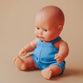 Boneca Caucasiana - 21 cm