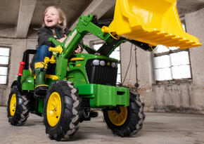 rollyFarmtrac JD 7930 com Rodas Pneumáticas