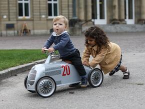 Carro de empurrar Rider Mercedes-Benz W 25